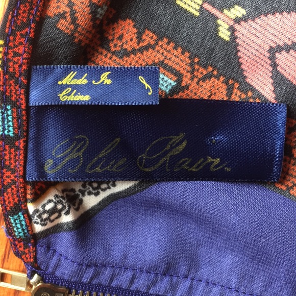 Francesca’s Blue Rain blouse - Picture 5 of 8